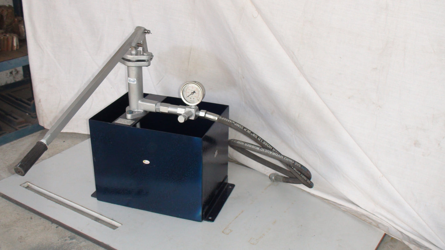 Manual Test Pump, Square Suction Tank