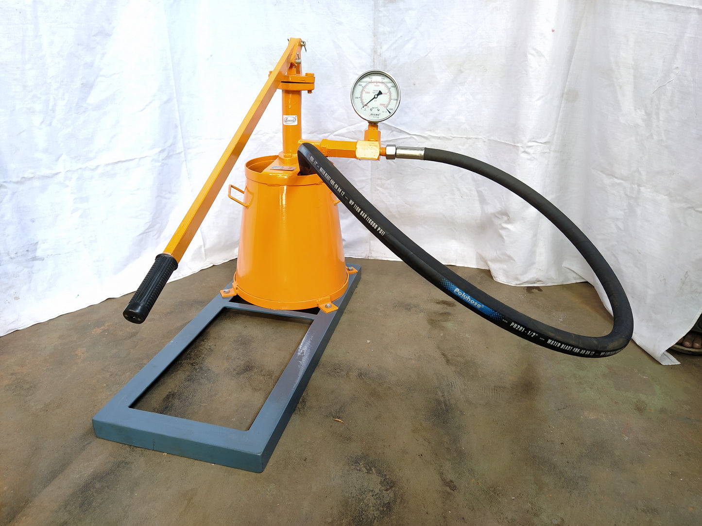 Manual Test Pump - Export Quality